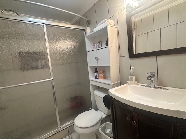 88 Wahconah Street Pittsfield, MA 01201 - Photo 9 of 17