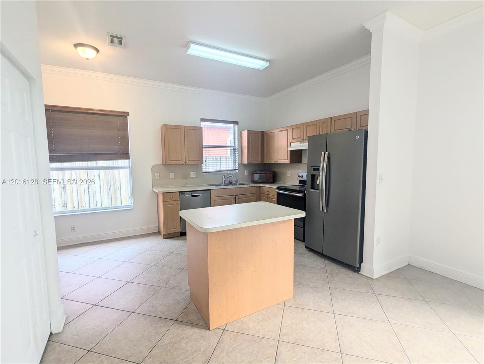 1602 Southeast 23rd Street Homestead, FL 33035 - Photo 7 of 10