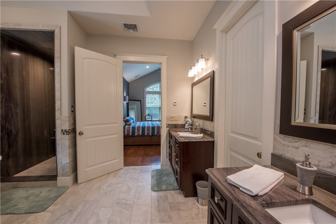42 Pojac Point Road North Kingstown, RI 02852 - Photo 16 of 40 Master Bath