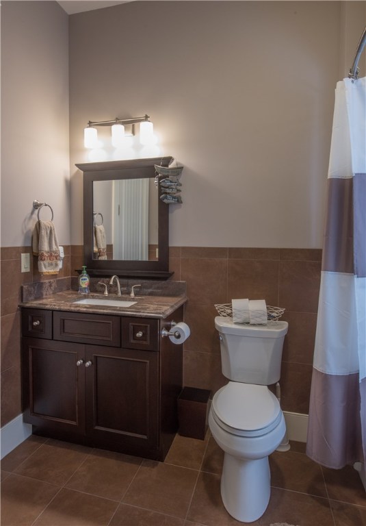 42 Pojac Point Road North Kingstown, RI 02852 - Photo 19 of 40 Office Bathroom