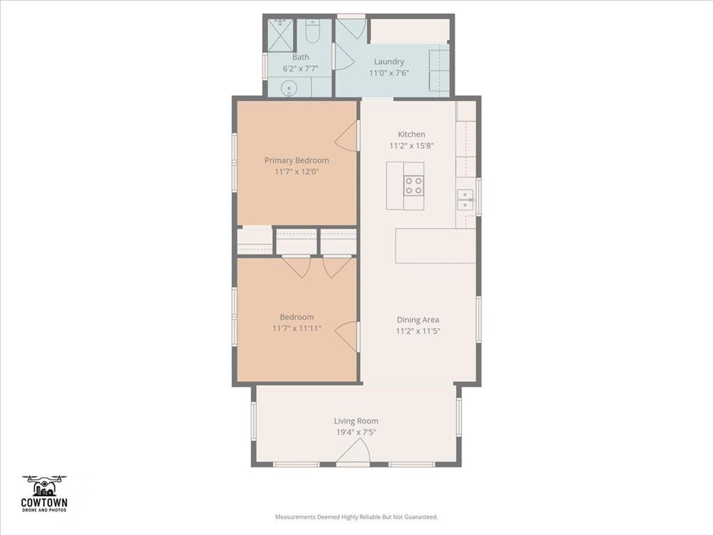 124 West Travis Dublin, TX 76446 - Photo 4 of 30 a picture of a wall with white and white walls