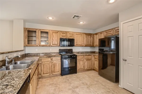 $2,490 | 8348 West Wildwood Glen Drive, Las Vegas, NV 89131