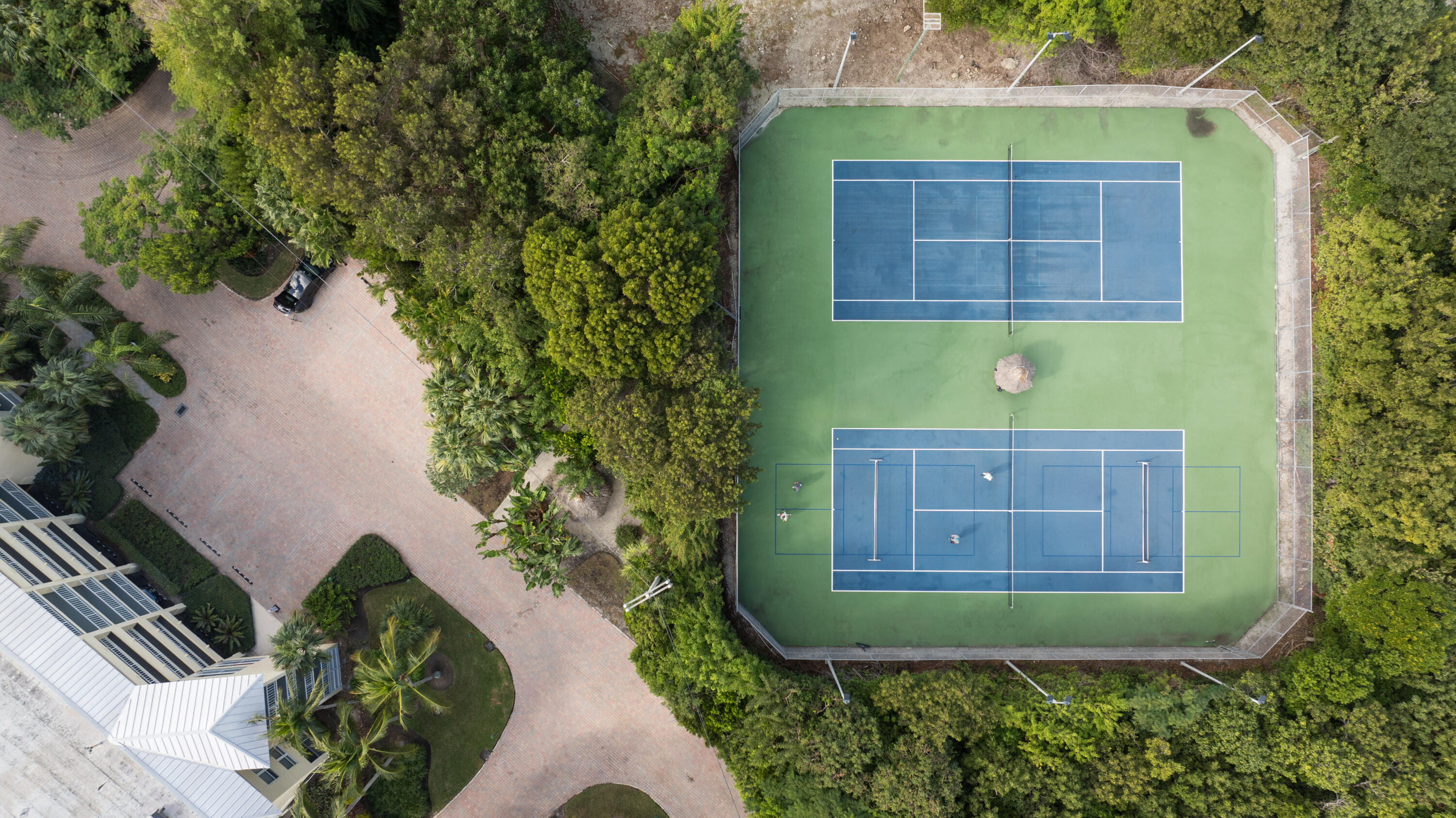 87851 Old Highway, Unit P22 Islamorada, FL 33036 - Photo 26 of 32 Amenities - Pickleball and Tennis