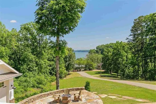 $588,900 | 455 Lakeshore Lane, Counce, TN 38326