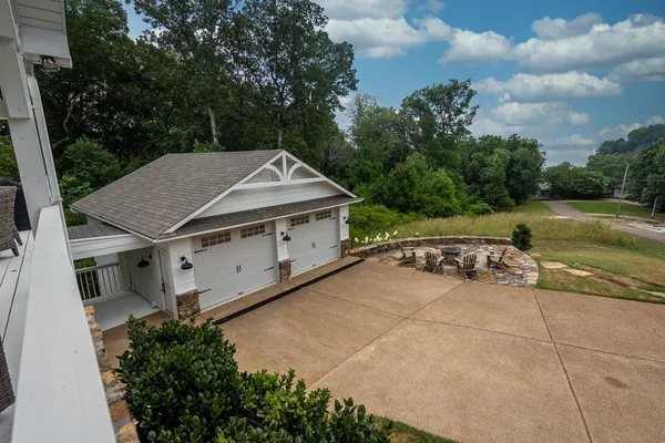 $588,900 | 455 Lakeshore Lane, Counce, TN 38326