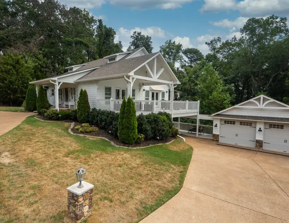 $588,900 | 455 Lakeshore Lane, Counce, TN 38326