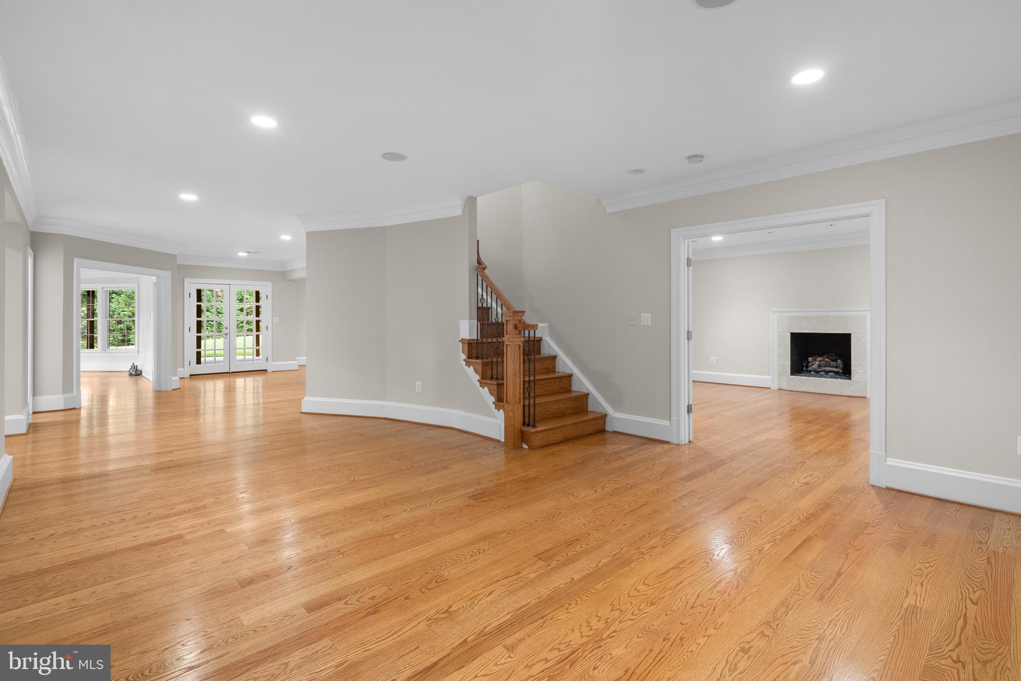 1536 Crowell Road Vienna, VA 22182 - Photo 36 of 58 Gallery Image 36