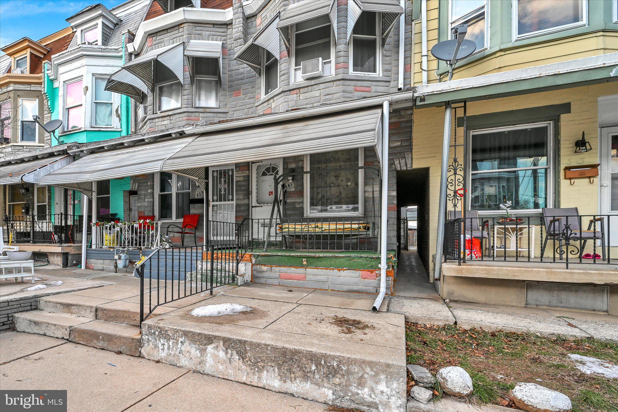 541 Perry Street Reading, PA 19601 - Photo 2 of 26