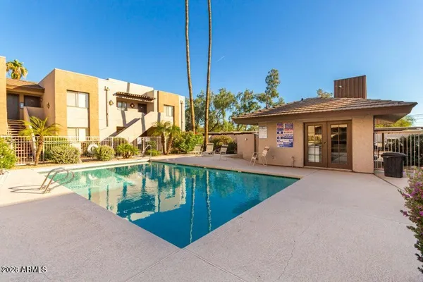 $300,000 | 1065 West 1st Street, Unit 103, Tempe, AZ 85281