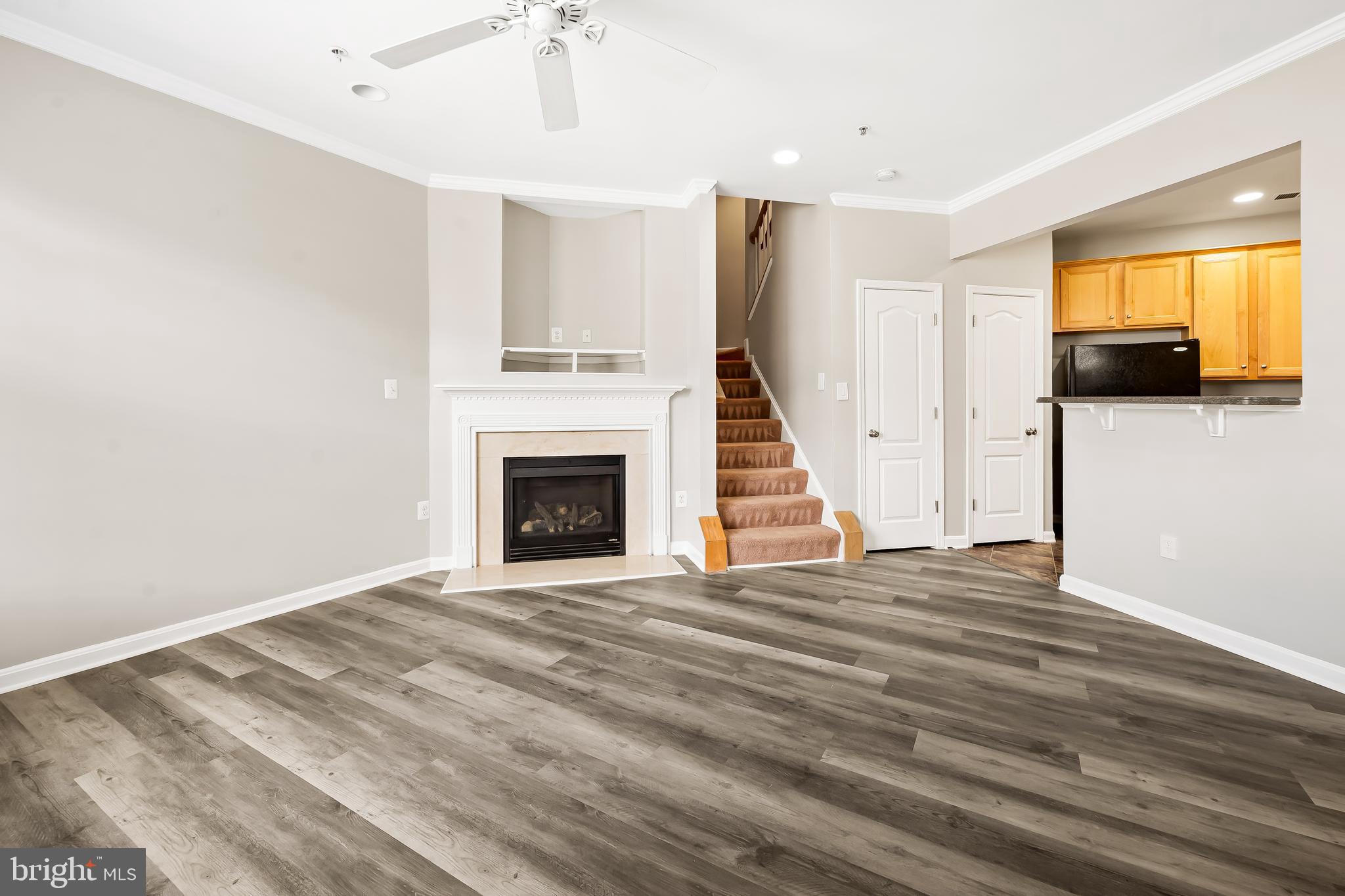 103 Featherstone Place Frederick, MD 21702 - Photo 4 of 30