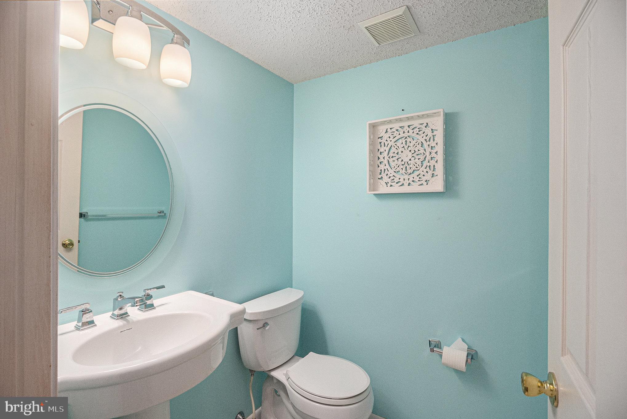 106 Harrogate Drive Lumberton, NJ 08048 - Photo 16 of 35 Half Bathroom