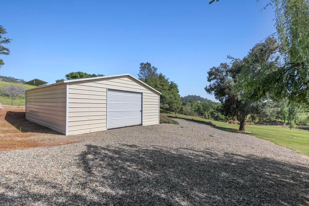 11147 Township Road Browns Valley, CA 95918 - Photo 5 of 63