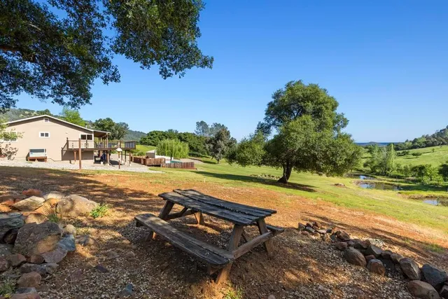 $699,900 | 11147 Township Road, Browns Valley, CA 95918