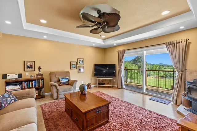 $699,900 | 11147 Township Road, Browns Valley, CA 95918