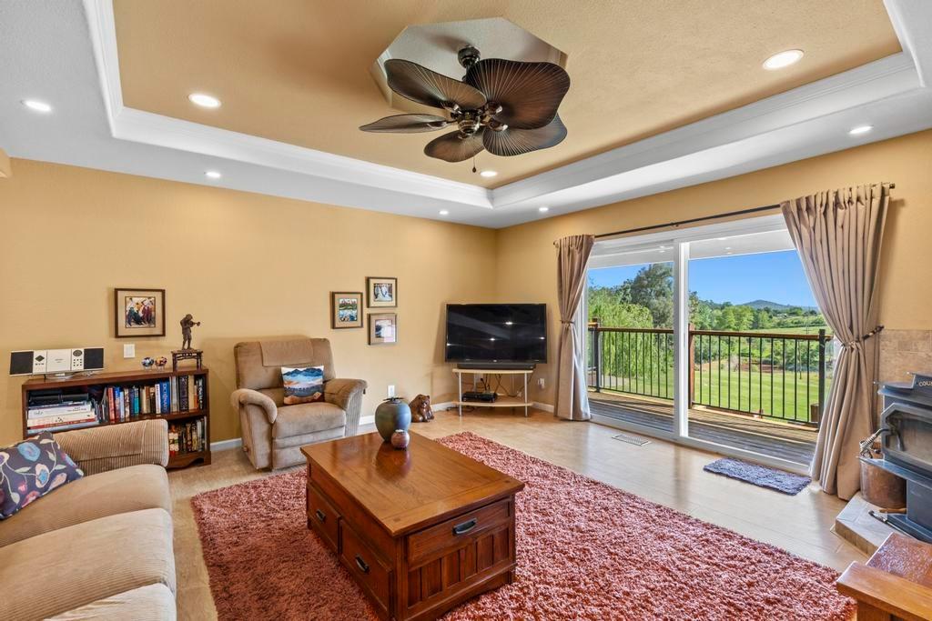 11147 Township Road Browns Valley, CA 95918 - Photo 9 of 63