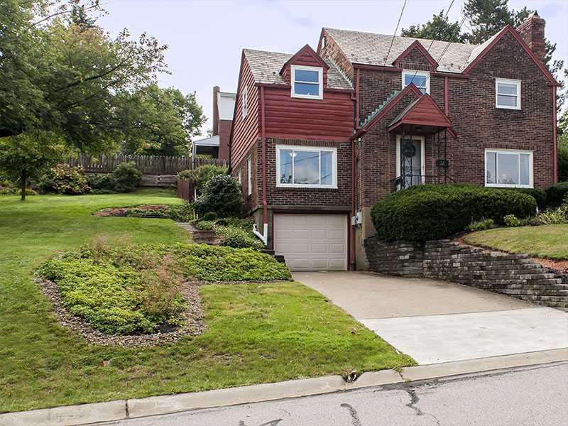 30 Leon Road Green Tree, PA 15220 - Photo 2 of 21 Exterior Front.