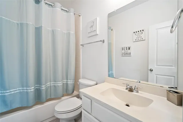 $2,850 | 12102 City Trek Lane, Houston, TX 77047