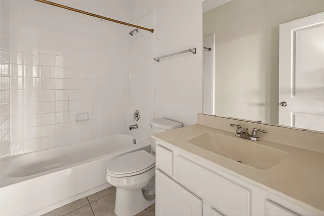 $2,850 | 12102 City Trek Lane, Houston, TX 77047