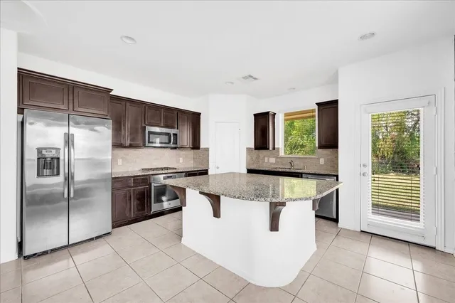 $2,850 | 12102 City Trek Lane, Houston, TX 77047