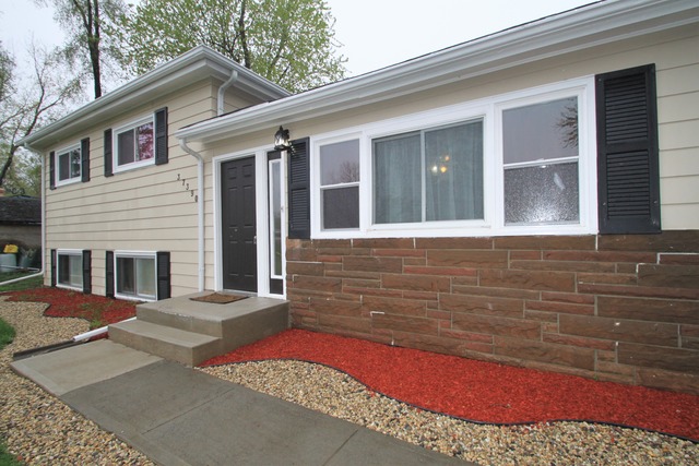 37390 North Delany Road Gurnee, IL 60031 - Photo 2 of 25