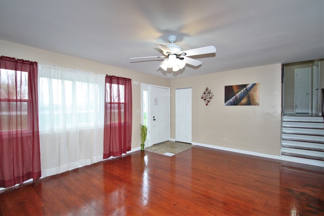 37390 North Delany Road Gurnee, IL 60031 - Photo 3 of 25