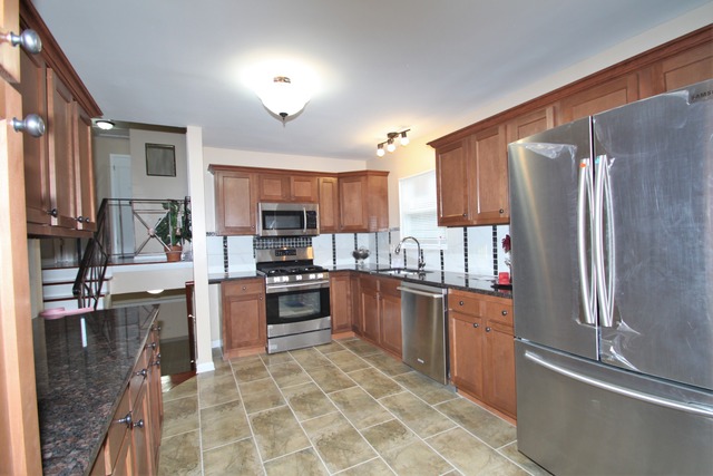 37390 North Delany Road Gurnee, IL 60031 - Photo 8 of 25