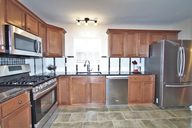 37390 North Delany Road Gurnee, IL 60031 - Photo 10 of 25