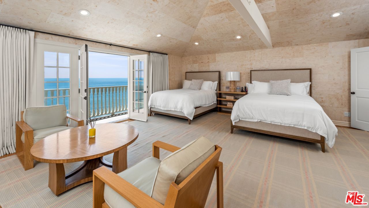 23450 Malibu Colony Road Malibu, CA 90265 - Photo 12 of 15