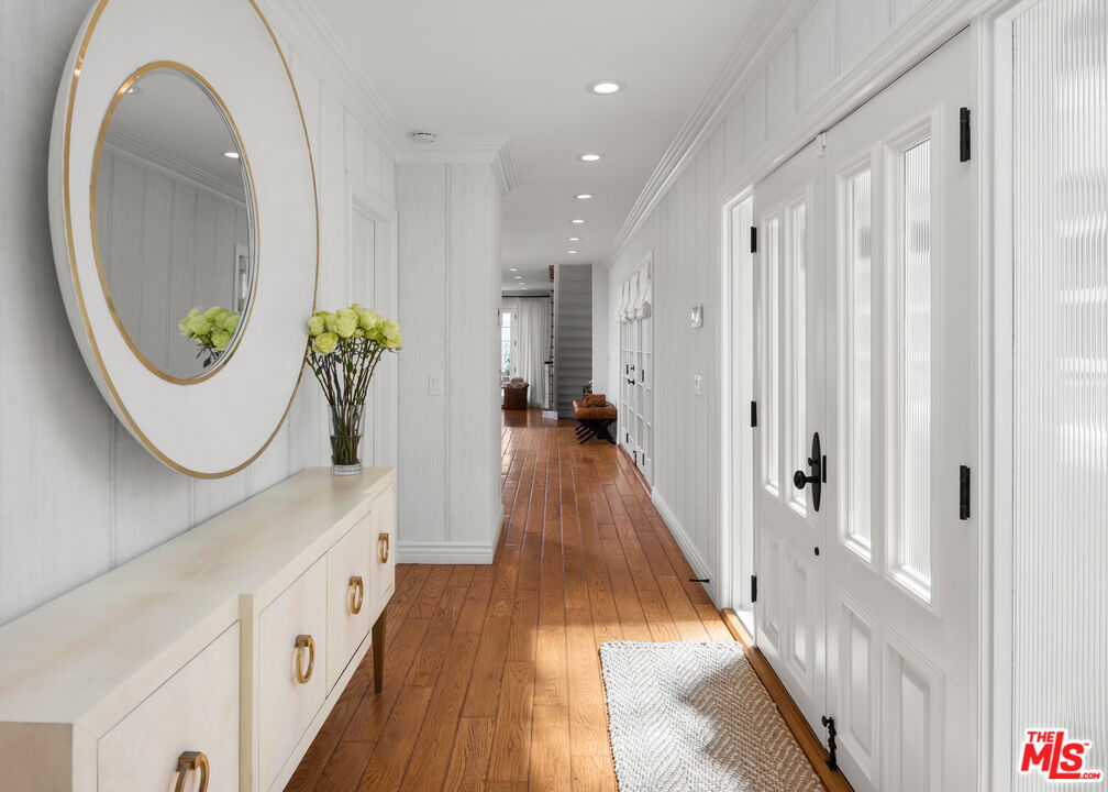 23450 Malibu Colony Road Malibu, CA 90265 - Photo 5 of 15