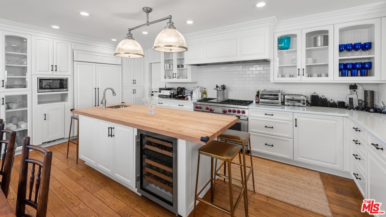 23450 Malibu Colony Road Malibu, CA 90265 - Photo 7 of 15