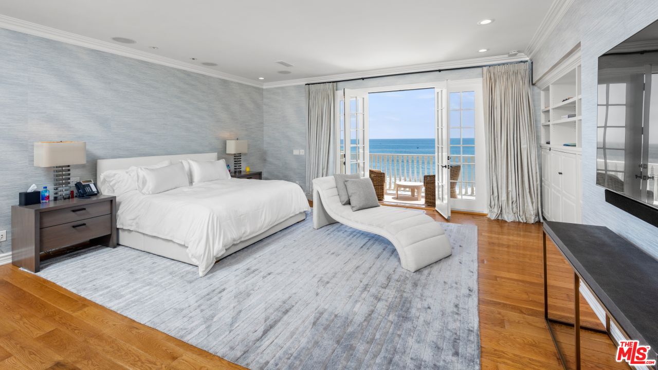 23450 Malibu Colony Road Malibu, CA 90265 - Photo 8 of 15