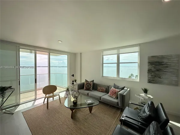 $4,500 | Brickell, Miami, FL 33131