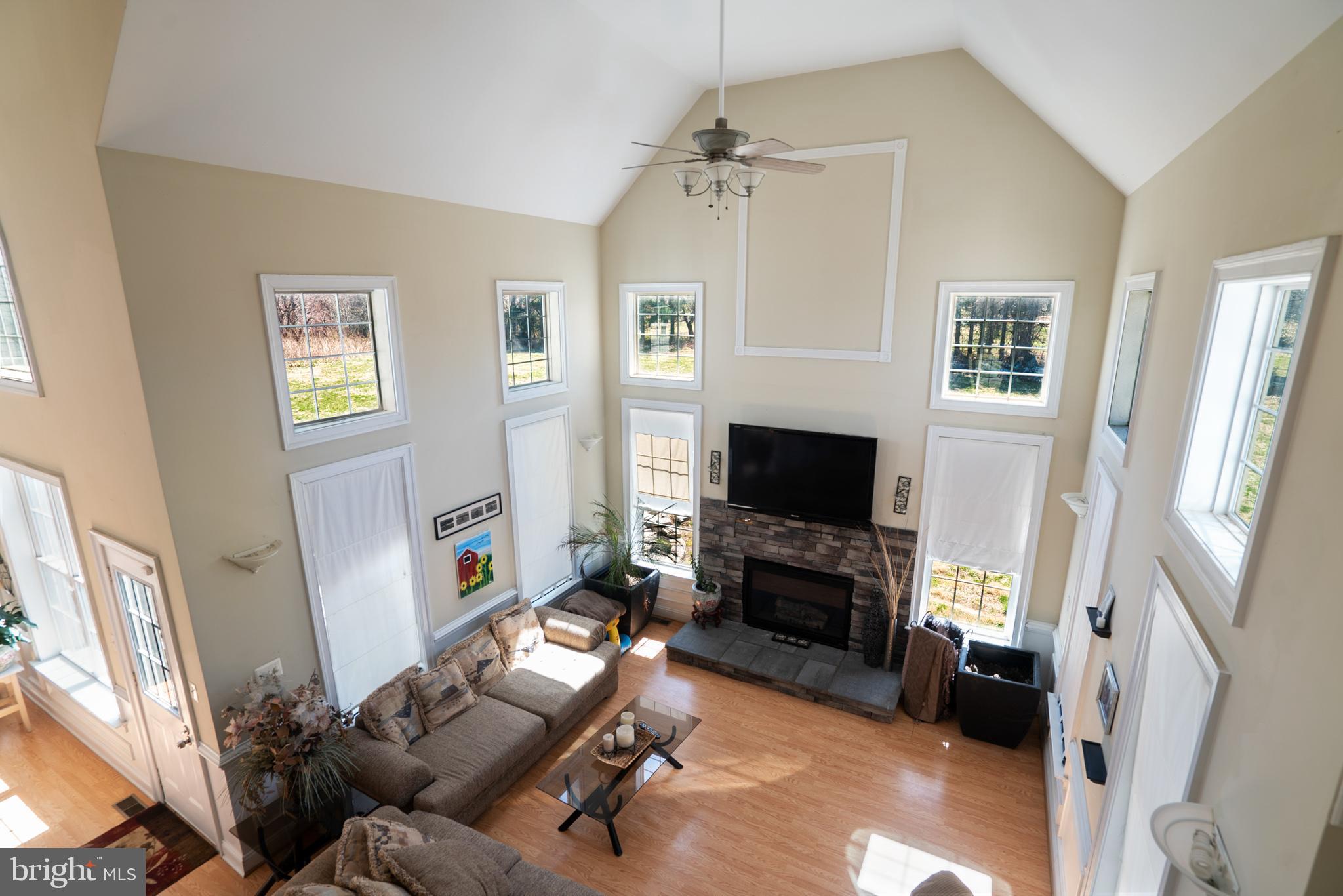 2-Story Family Room