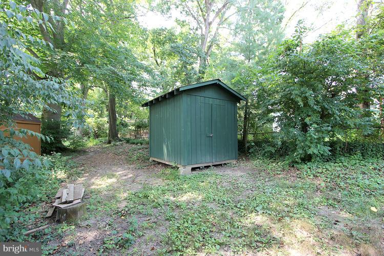 100 Ritchie Avenue Silver Spring, MD 20912 - Photo 21 of 21 a view of backyard with green space