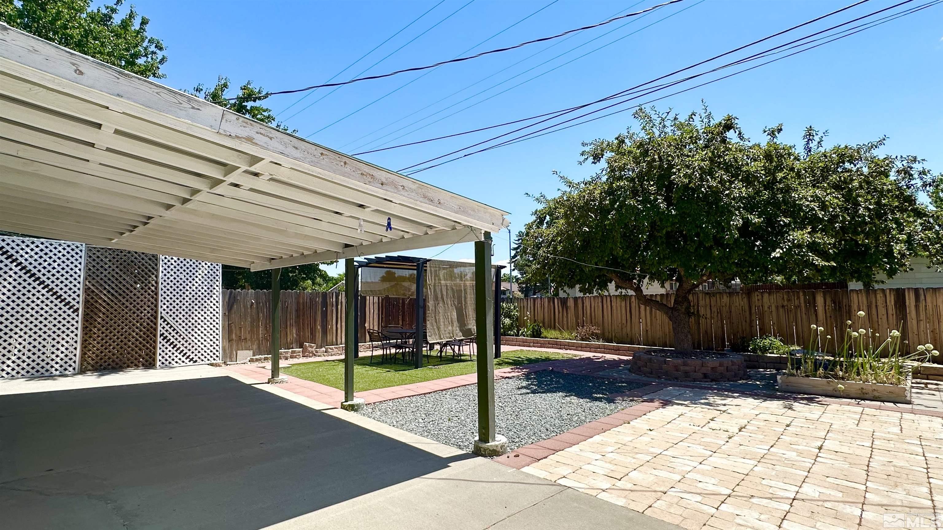 3320 Downey Avenue Reno, NV 89503 - Photo 16 of 20 a view of a backyard
