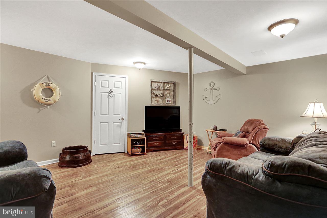 1611 Churchill Road Harrisburg, PA 17111 - Photo 19 of 25 Gallery Image 19