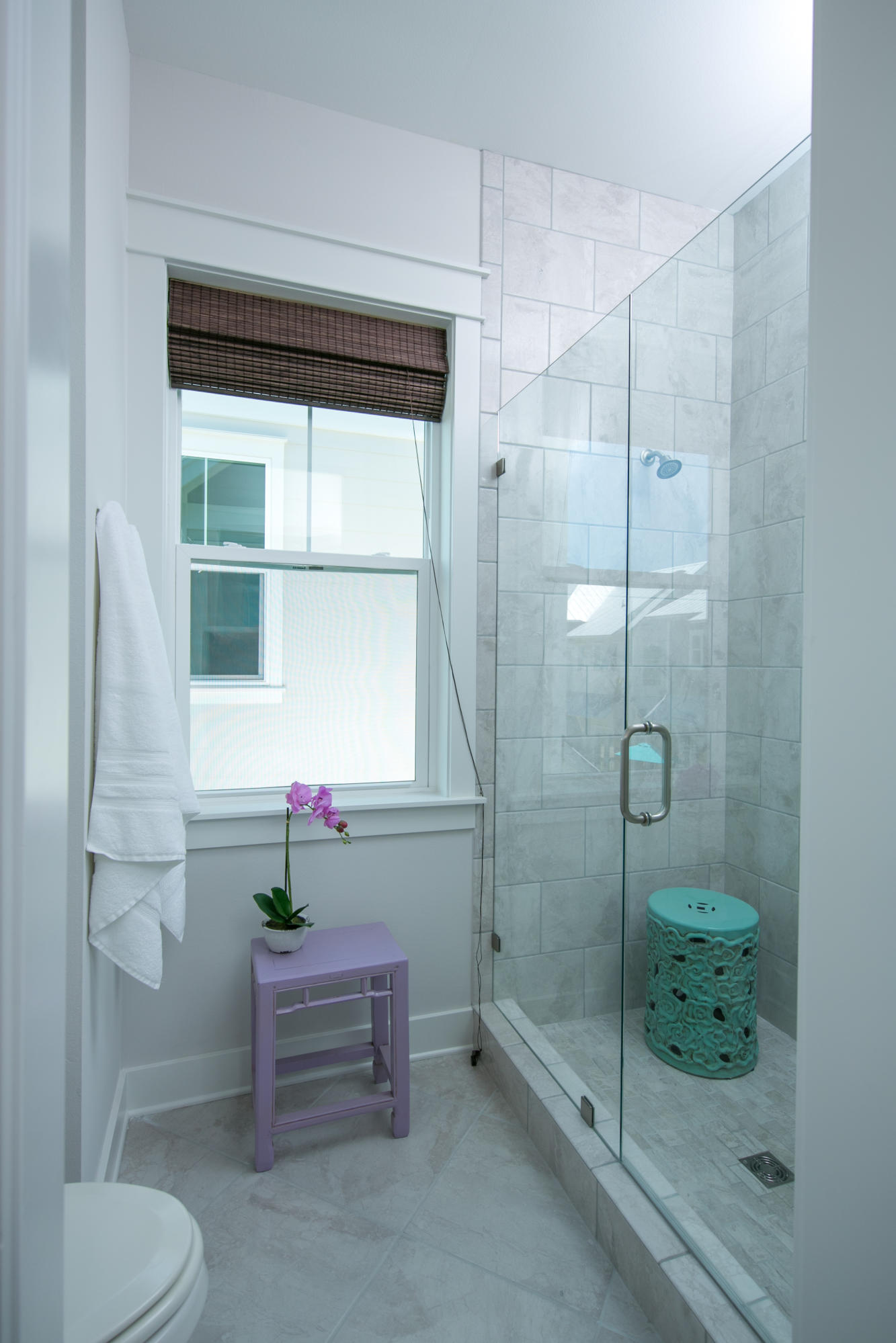 85 York Ln Inlet Beach, Unit B Inlet Beach, FL 32461 - Photo 7 of 31 a bathroom with a shower and a toilet