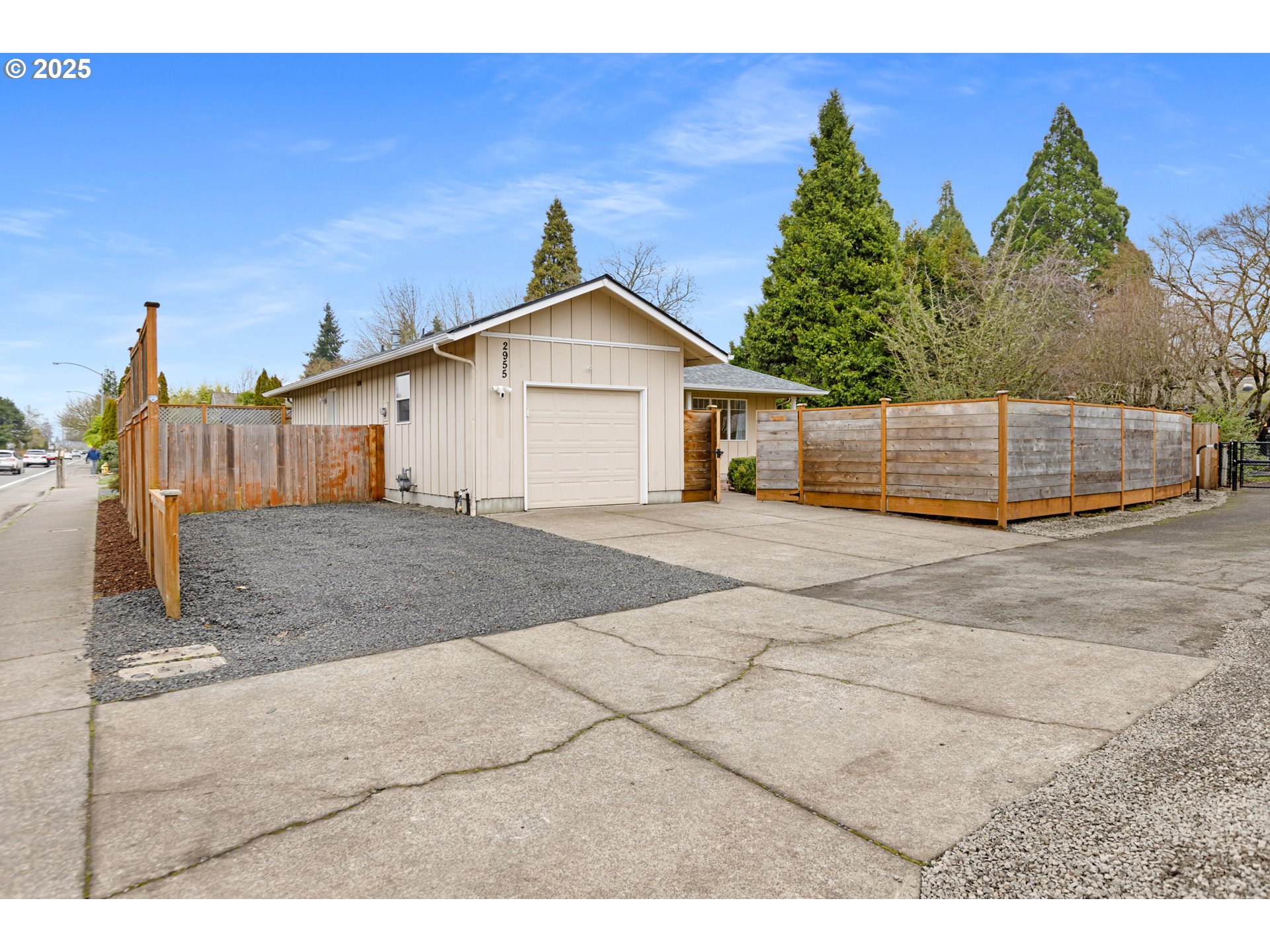 2955 Gilham Road Eugene, OR 97408 - Photo 28 of 31 Gallery Image 28