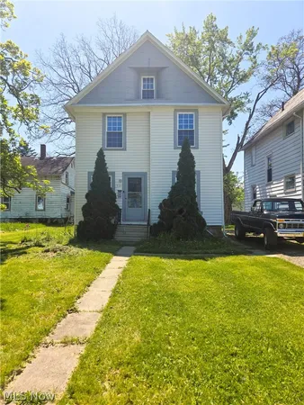 $146,150 | 324 11th Street, Elyria, OH 44035