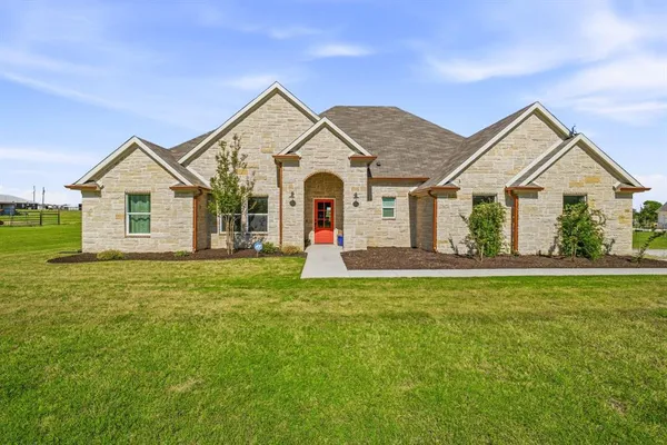 $585,000 | 250 County Road 428, Stephenville, TX 76401