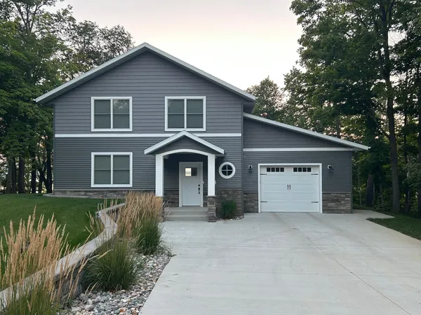 $859,000 | 44555 Crystal Hills Way, Pelican Rapids, MN 56572