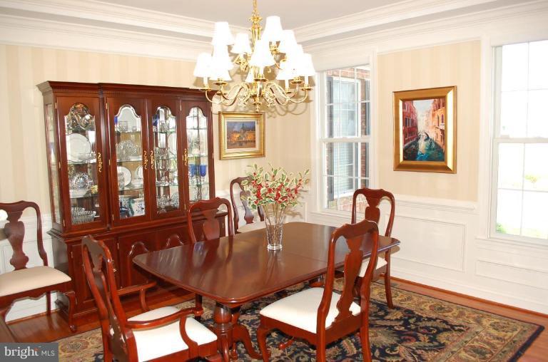7 Deer Ridge Court Phoenix, MD 21131 - Photo 8 of 23 Dining Room