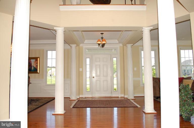 7 Deer Ridge Court Phoenix, MD 21131 - Photo 10 of 23 Entrance / Foyer