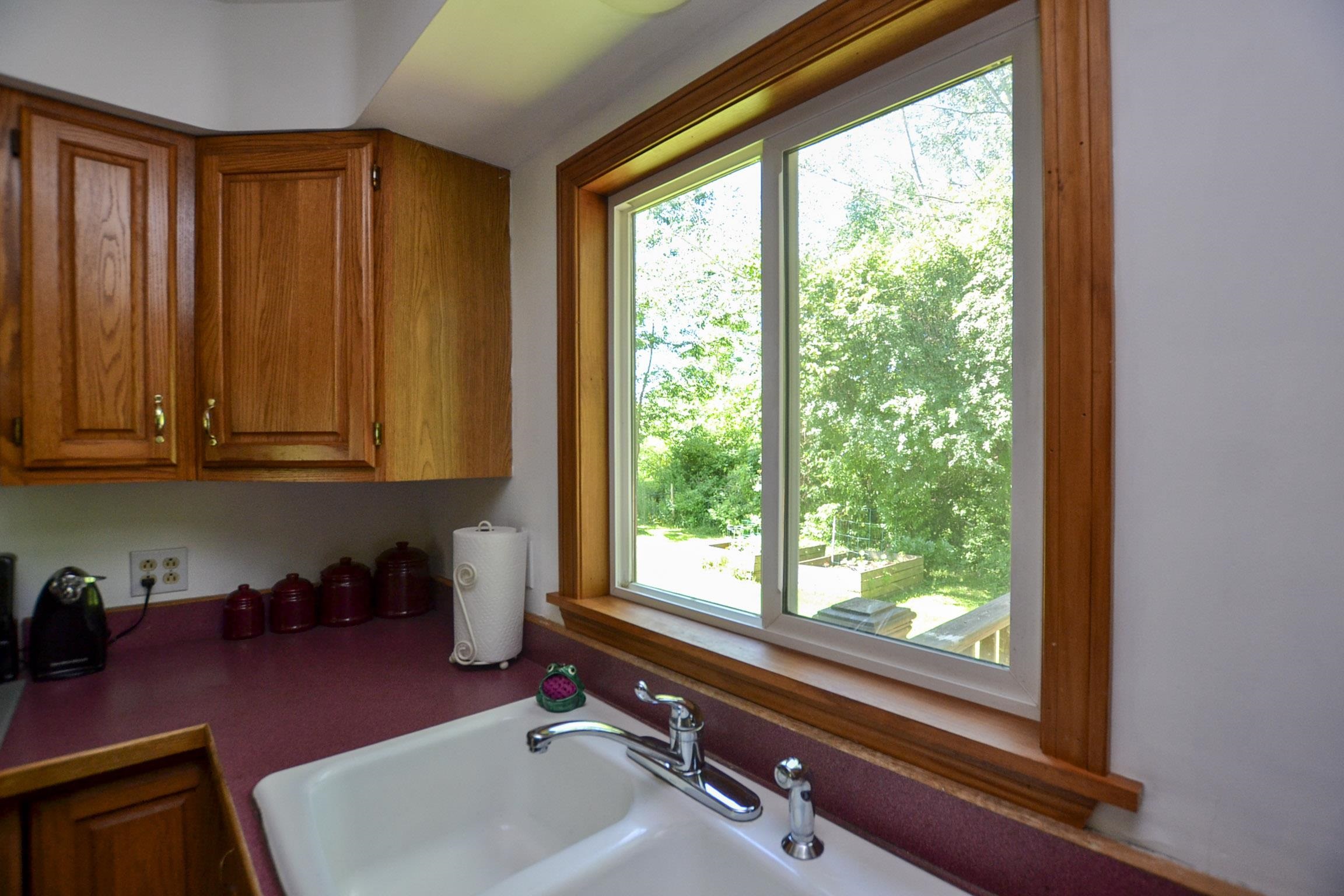 492 Curve Hill Road Colchester, VT 05446 - Photo 15 of 58