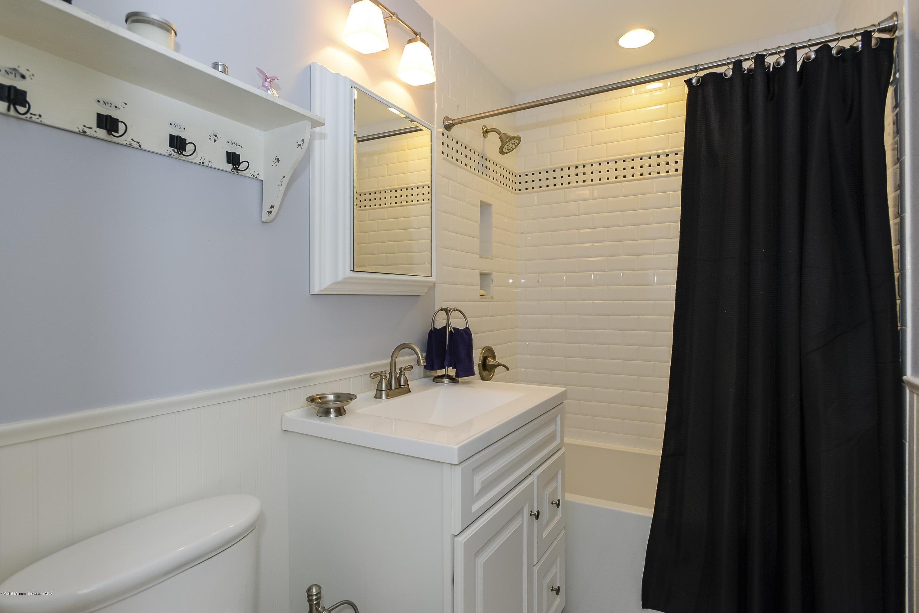 50 Dwight Road Middletown, NJ 07748 - Photo 34 of 41 Full Bath
