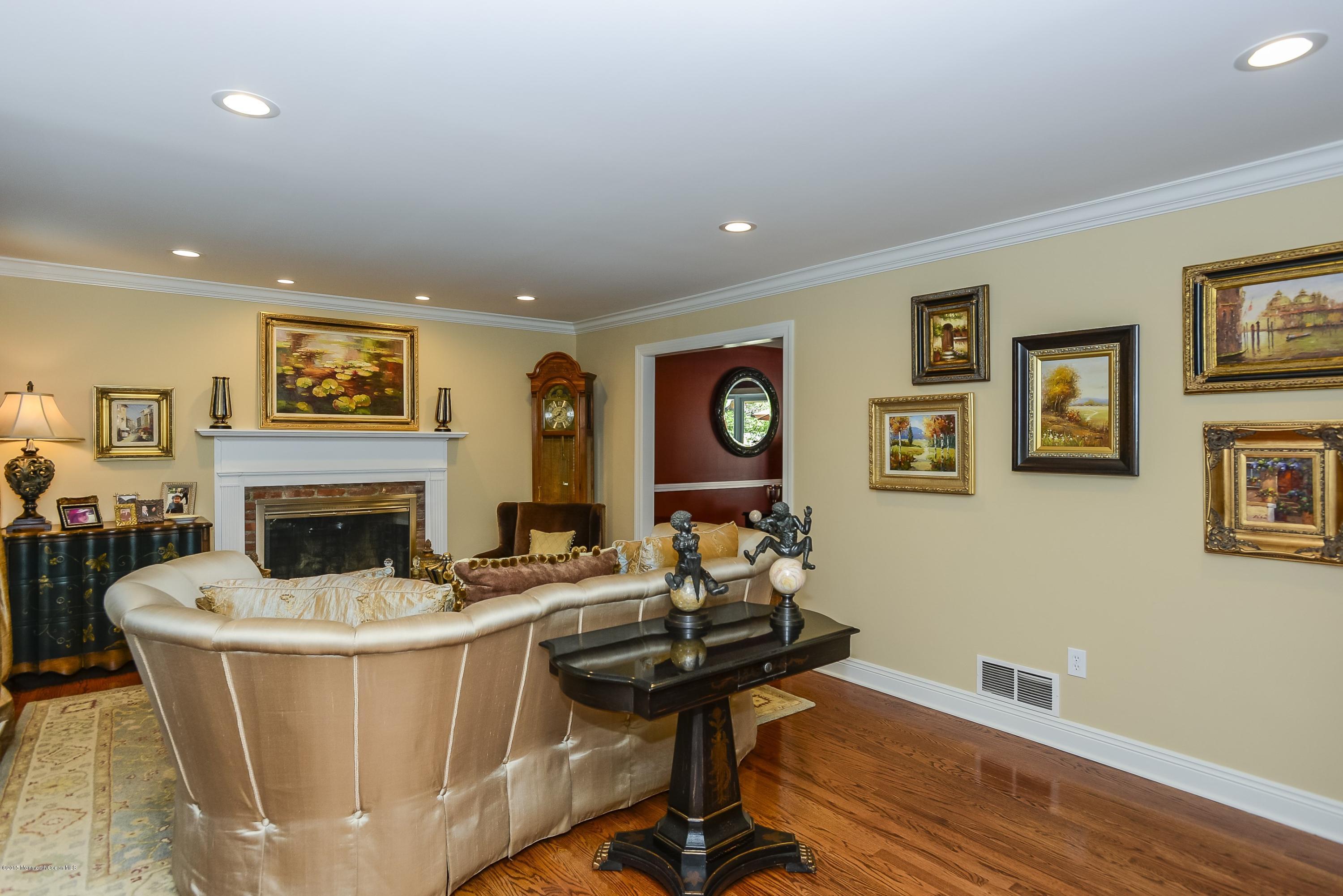 50 Dwight Road Middletown, NJ 07748 - Photo 7 of 41 007_Living Room