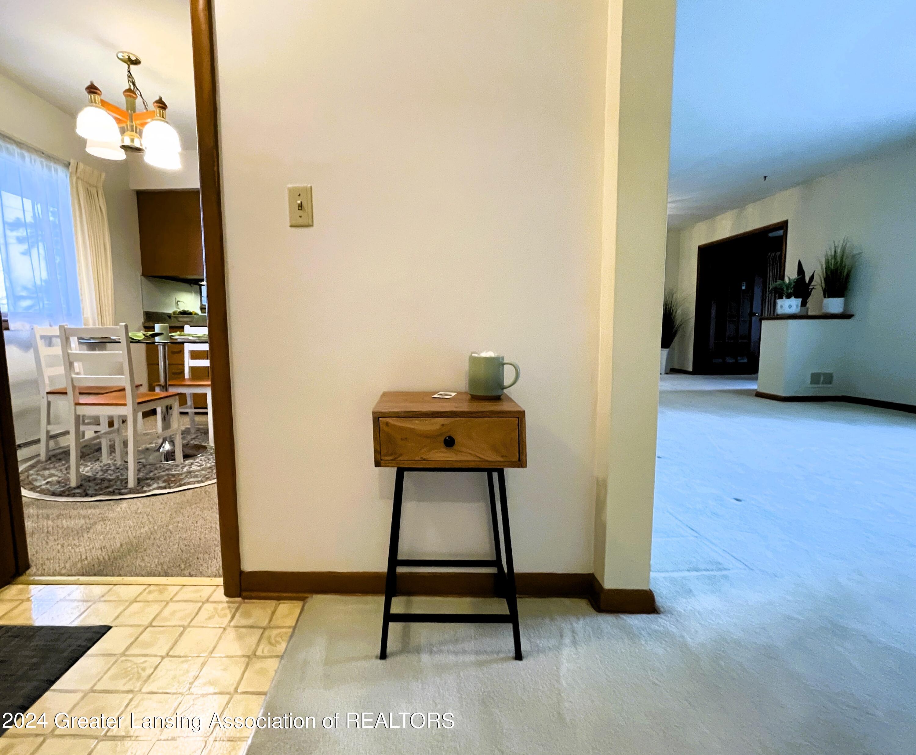1730 Blue Grass Road Lansing, MI 48906 - Photo 3 of 26 foyer