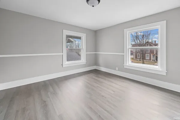 $244,900 | 904 East Clinton Street, Frankfort, IN 46041