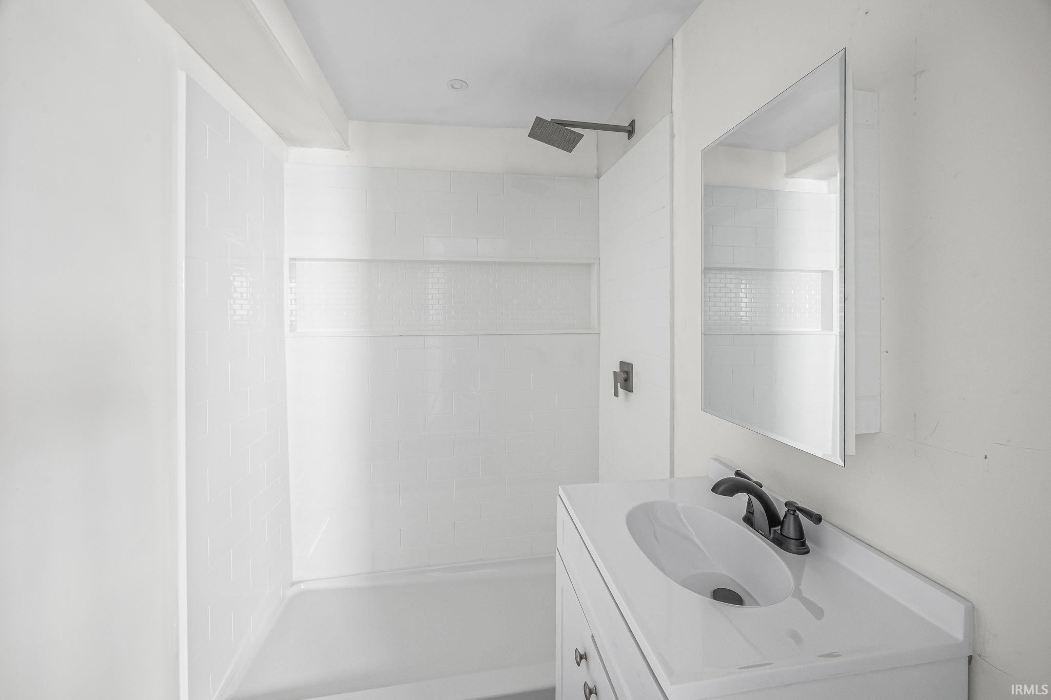 904 East Clinton Street Frankfort, IN 46041 - Photo 27 of 29