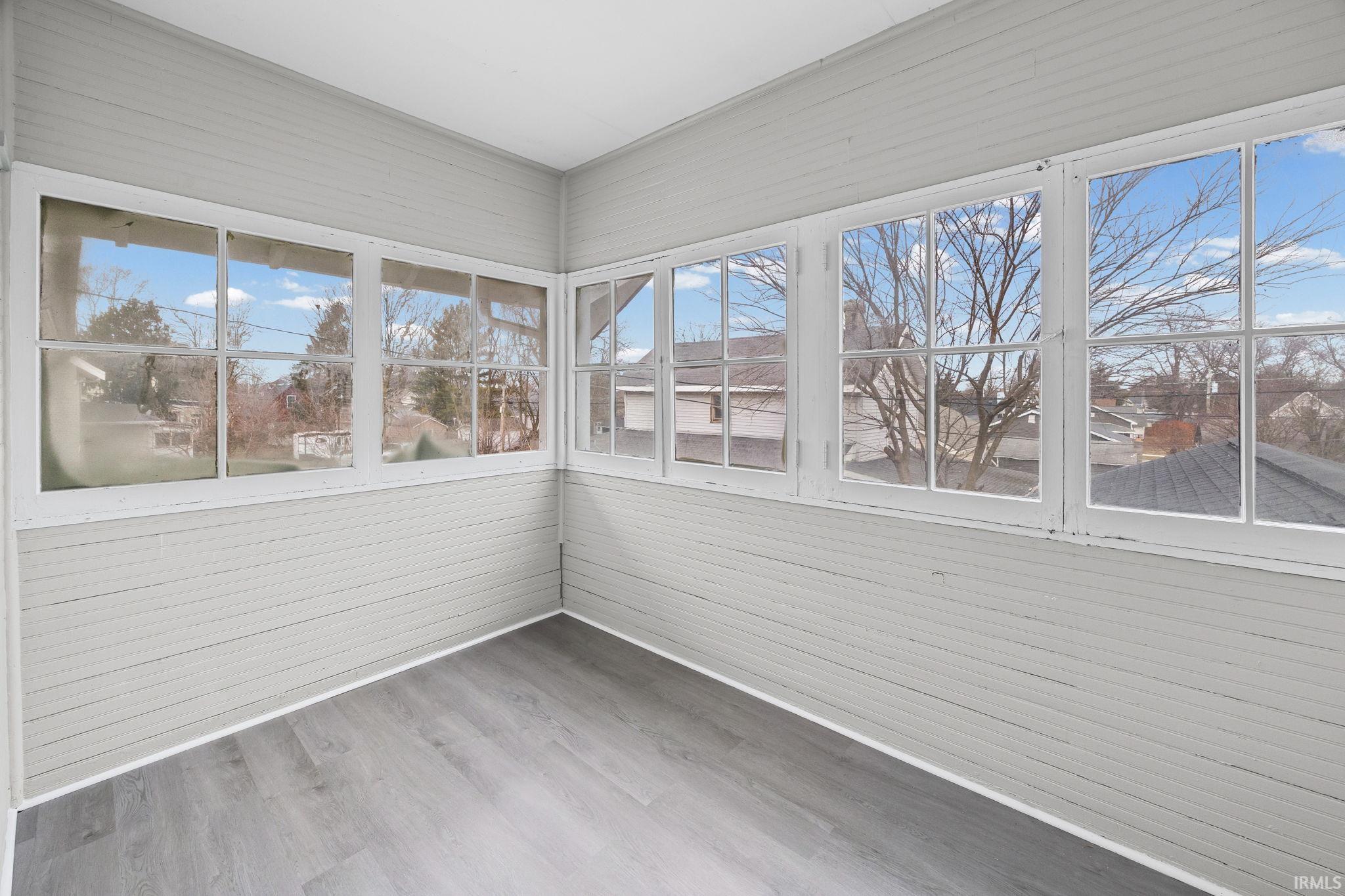 904 East Clinton Street Frankfort, IN 46041 - Photo 4 of 29